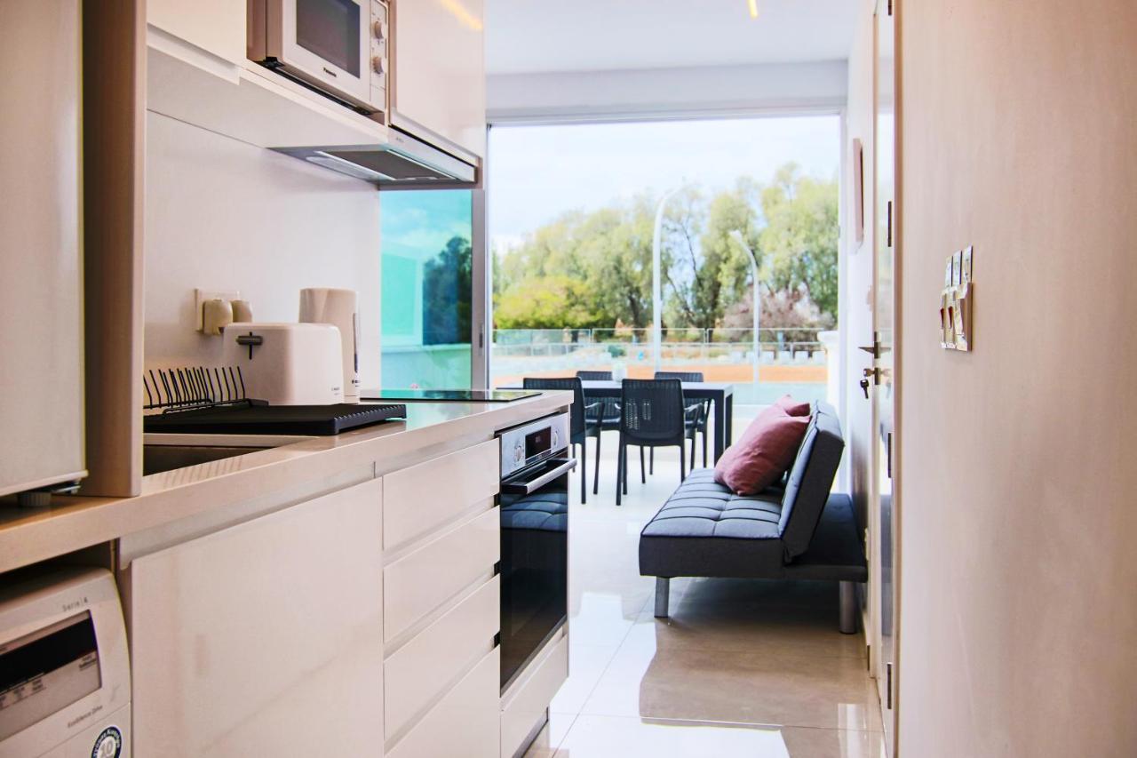 Phaedrus Living - Seaside Luxury Flat Harbour 108 Apartman Paphos Kültér fotó